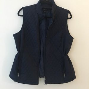 Relativity | Navy quilted vest